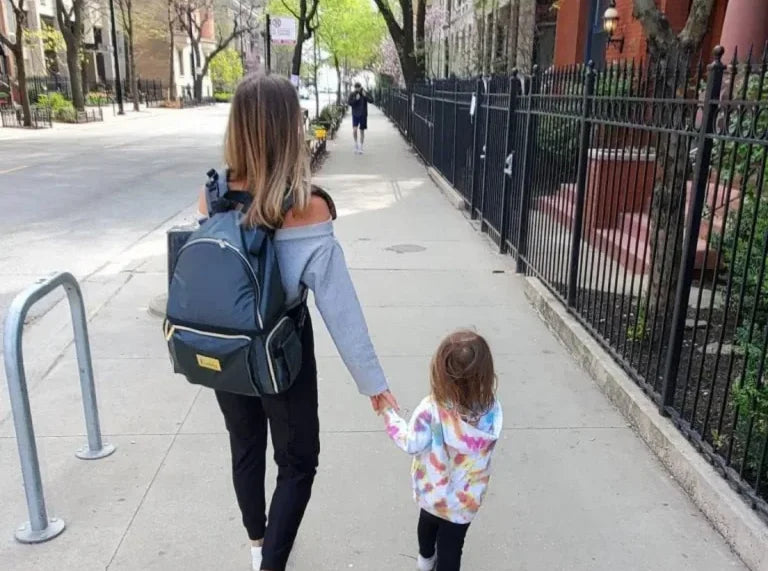 Lublu Lublu - HugBag it's a Baby Carrier and a Diaper Bag